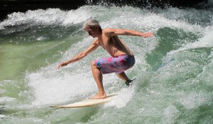 Eisbach Surfer